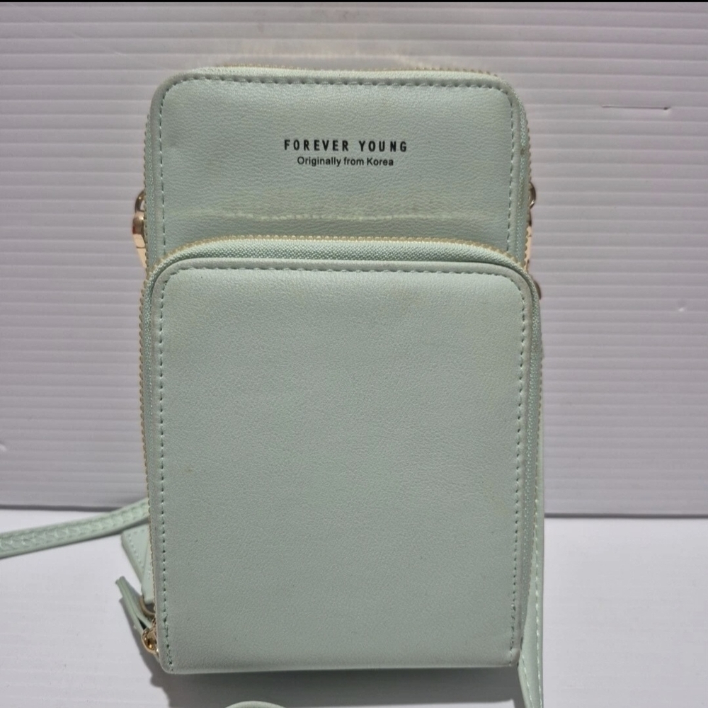 Forever Young Pastel Green Triple Compartment Travel Phone Crossbody Bag NWT